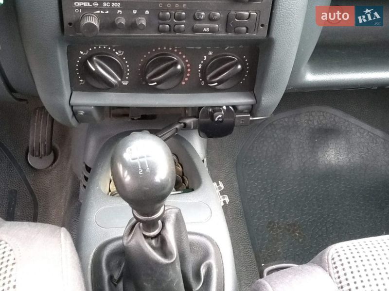 Мінівен Renault Kangoo 2000 в Новогуйвинське