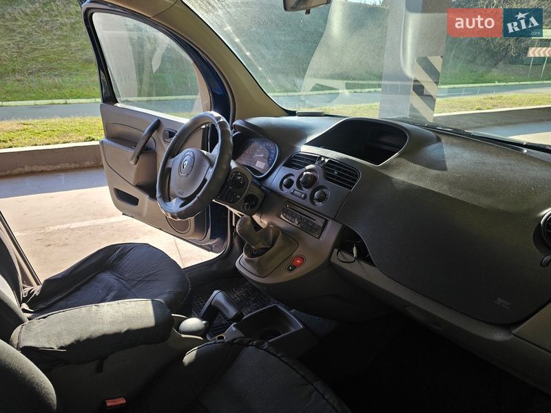 Мінівен Renault Kangoo 2010 в Києві фото 21 Мінівен Renault Kangoo 2010 в Києві