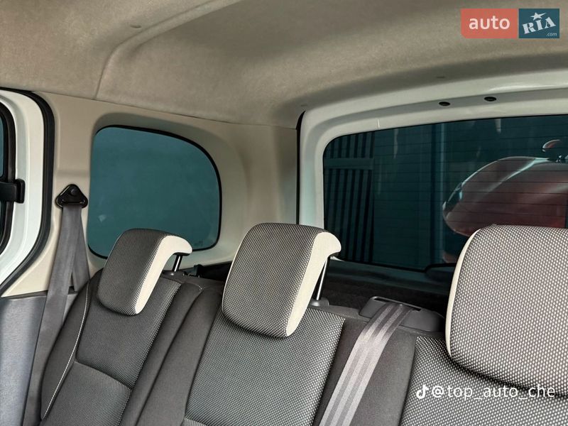 Мінівен Renault Kangoo 2014 в Чернівцях