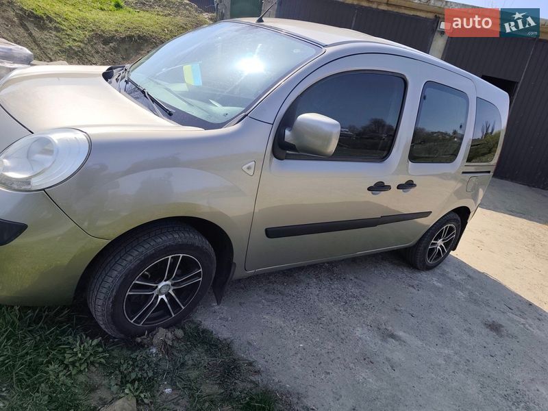Минивэн Renault Kangoo 2008 в Снятине фото Минивэн Renault Kangoo 2008 в Снятине
