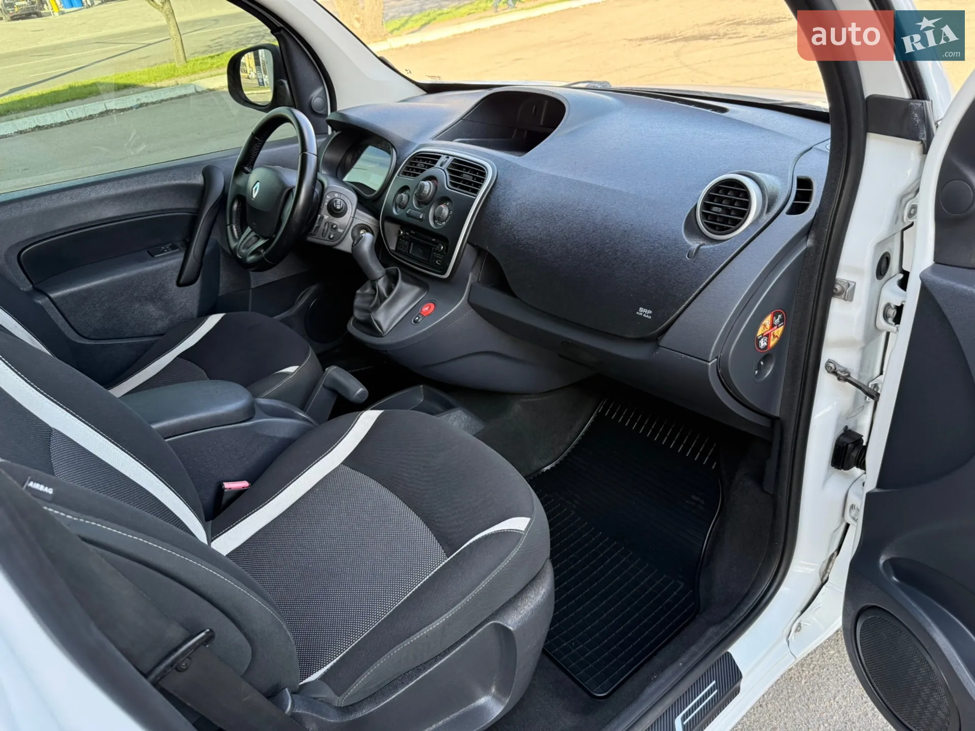 2016 Renault Kangoo - мініатюра 41