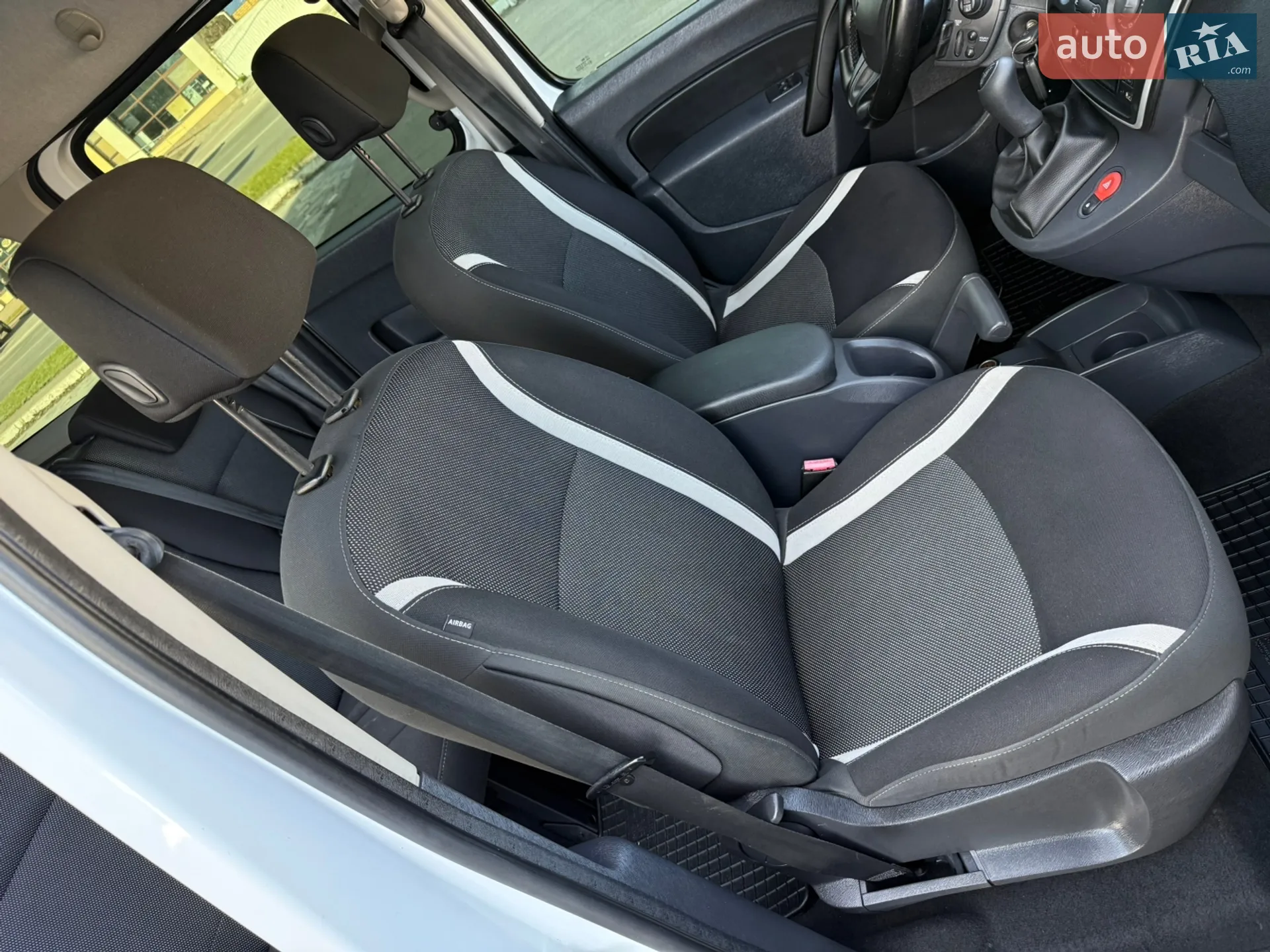 2016 Renault Kangoo - мініатюра 45