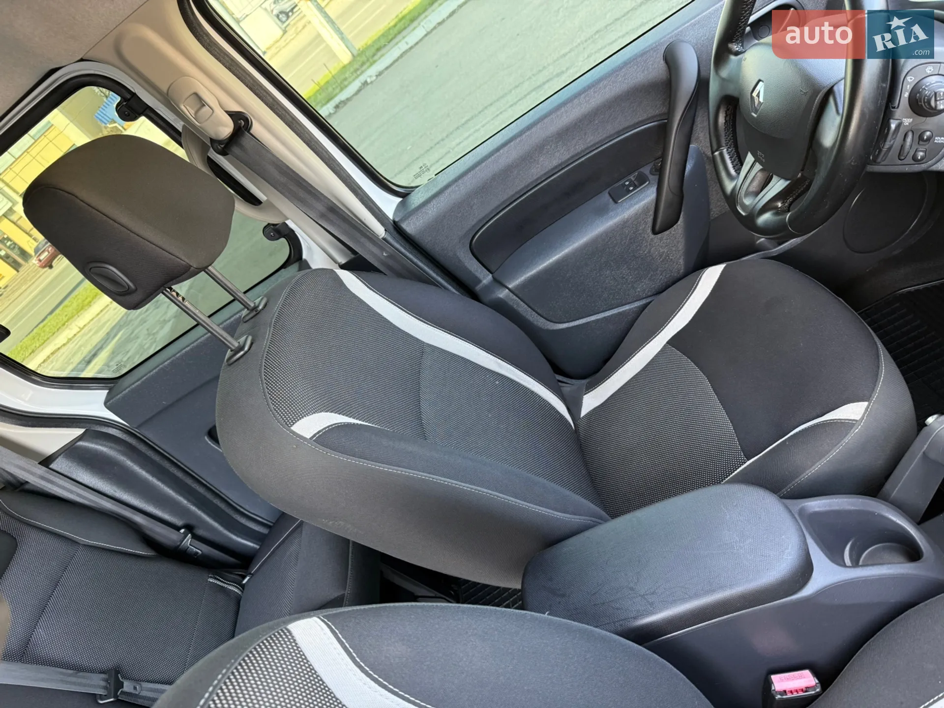 2016 Renault Kangoo - мініатюра 46