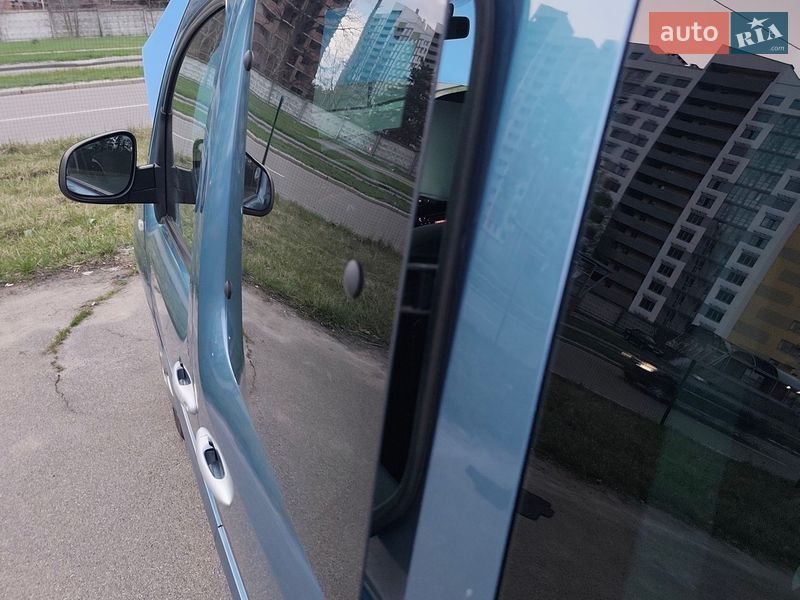 Мінівен Renault Kangoo 2013 в Києві