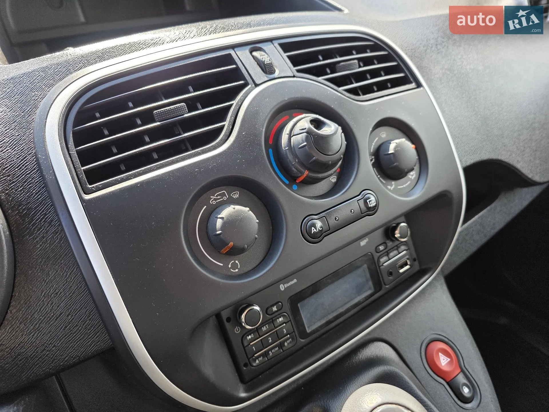 2015 Renault Kangoo - мініатюра 21