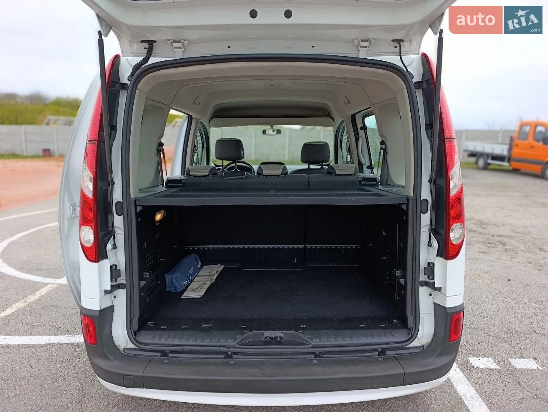 2012 Renault Kangoo - мініатюра 17