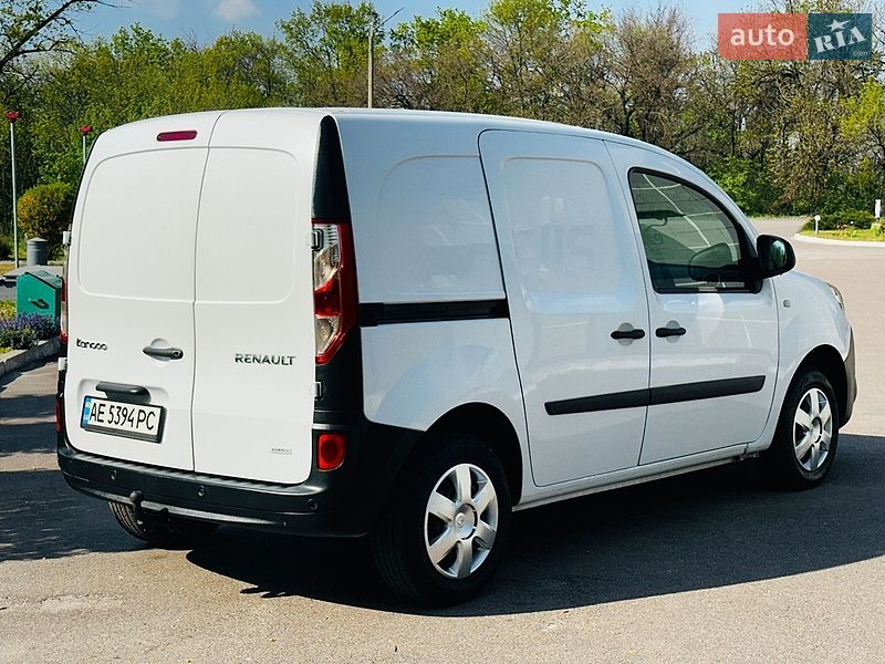 Грузовой фургон Renault Kangoo 2016 в Каменском