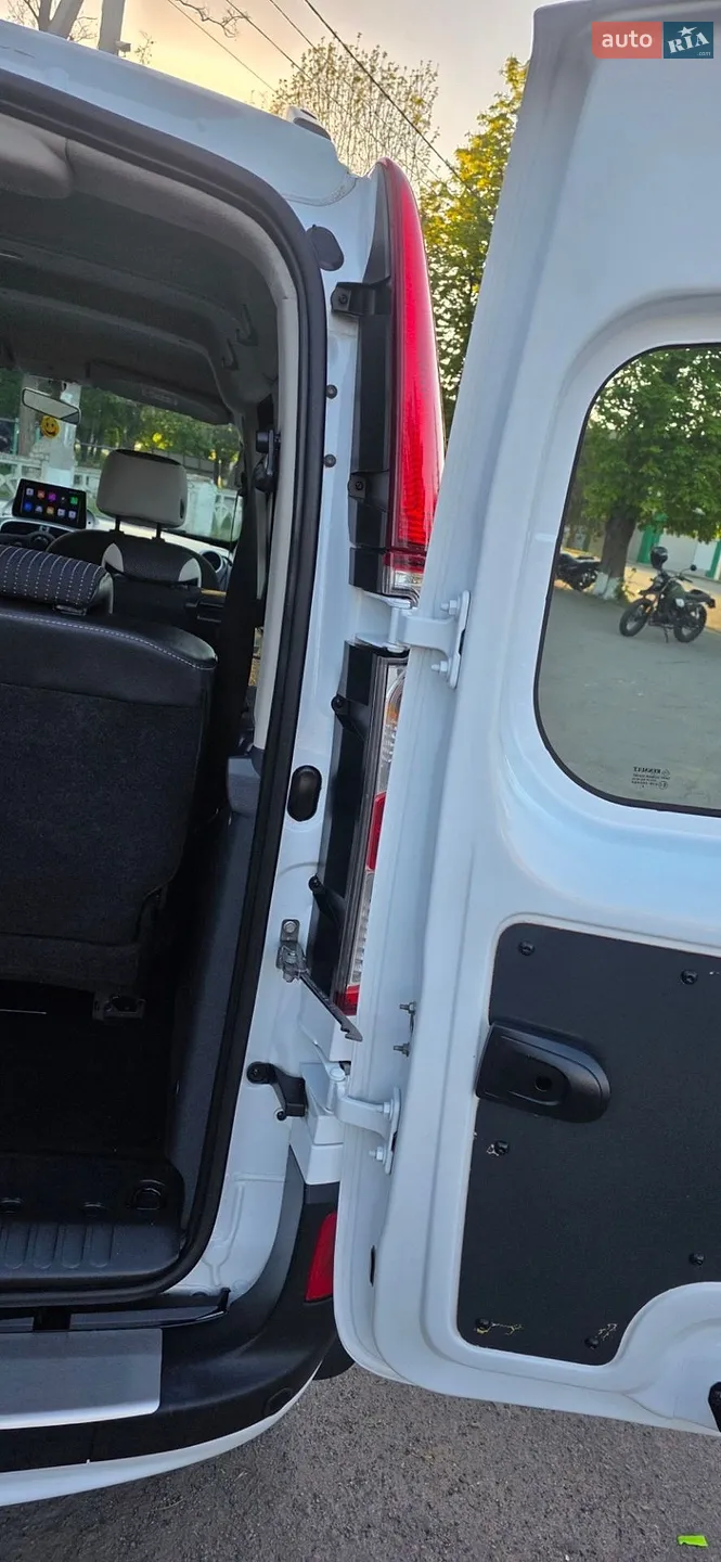 2015 Renault Kangoo - мініатюра 24