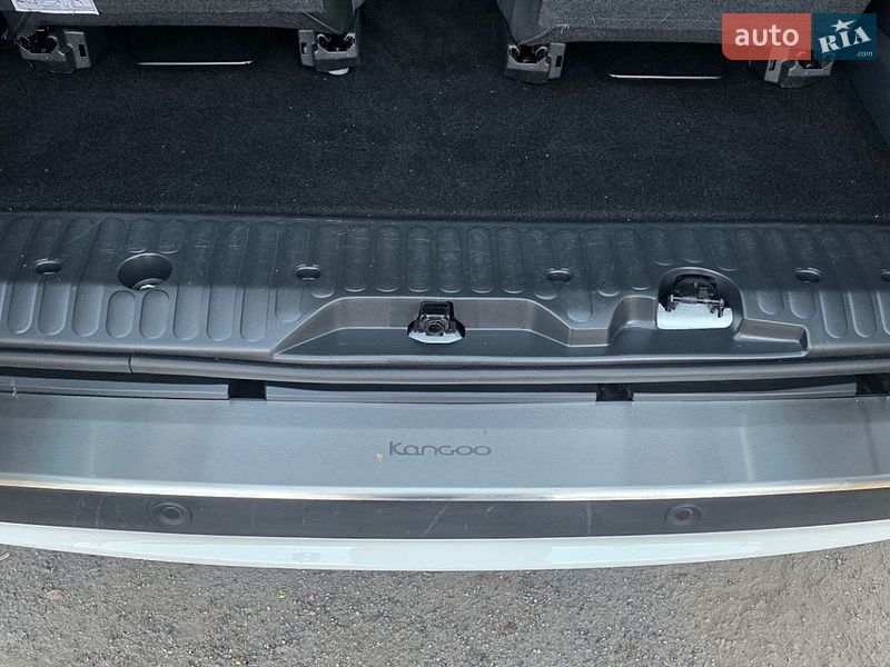Минивэн Renault Kangoo 2015 в Новоархангельске