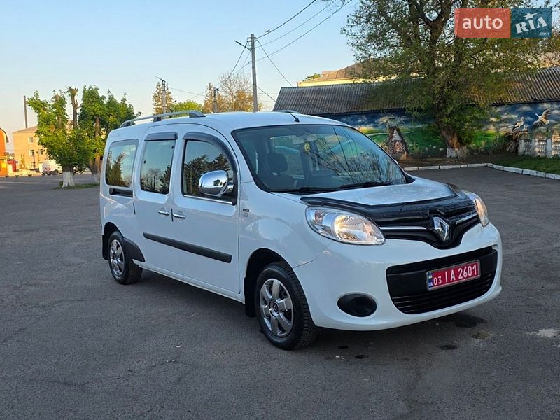 Минивэн Renault Kangoo 2015 в Новоархангельске