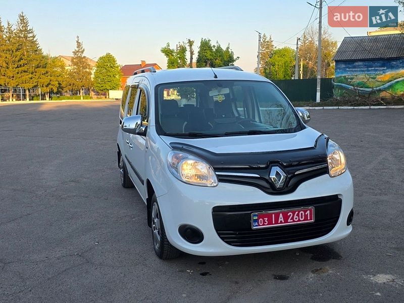 Минивэн Renault Kangoo 2015 в Новоархангельске