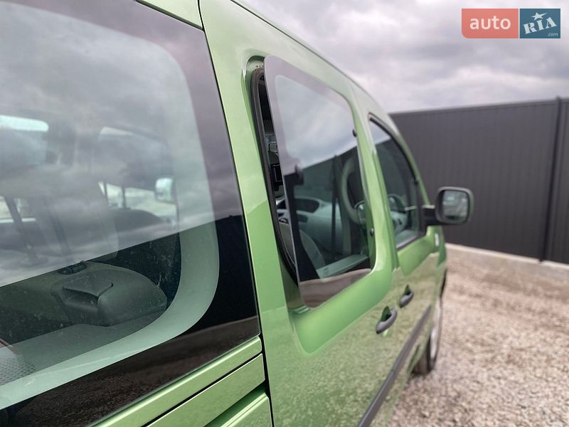 Минивэн Renault Kangoo 2009 в Староконстантинове