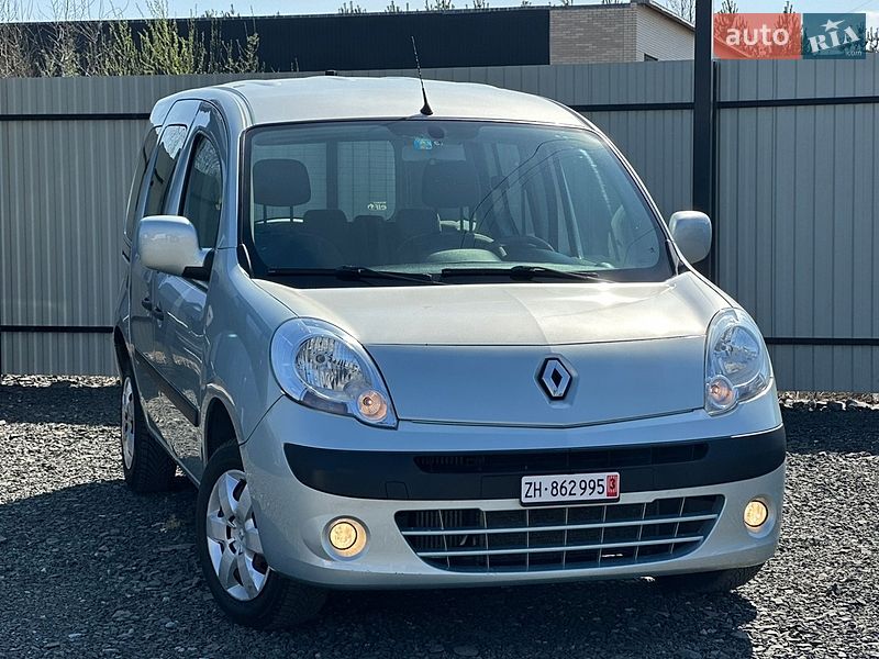 Минивэн Renault Kangoo 2009 в Луцке