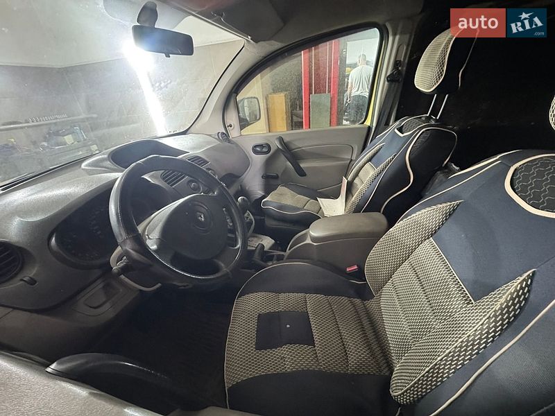 Другие грузовики Renault Kangoo 2010 в Черновцах
