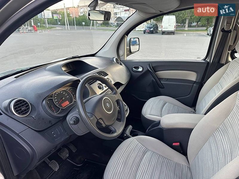 Минивэн Renault Kangoo 2011 в Луцке