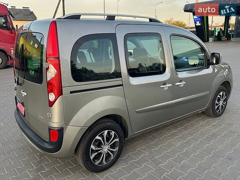 Минивэн Renault Kangoo 2011 в Луцке