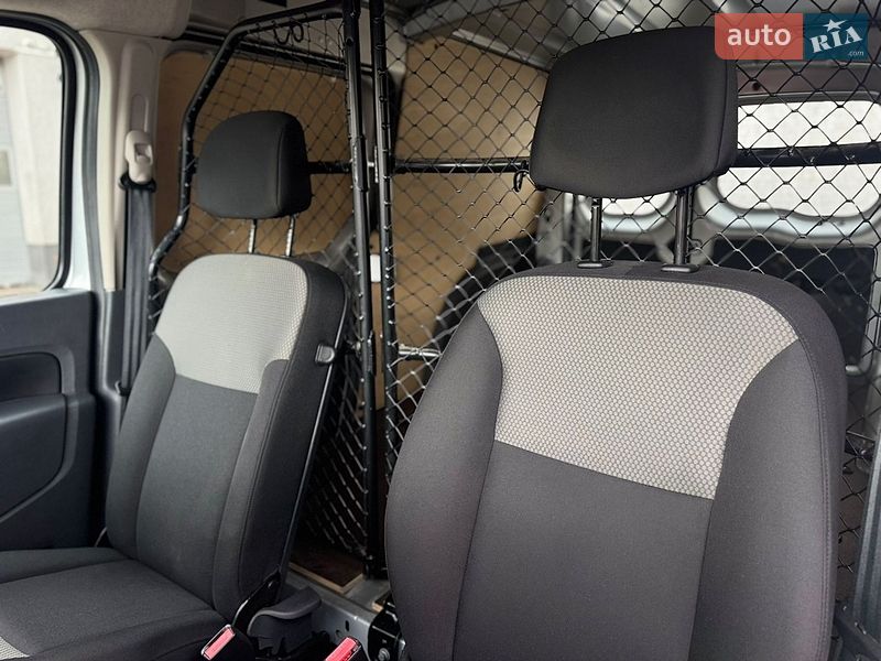 Грузовой фургон Renault Kangoo 2019 в Луцке