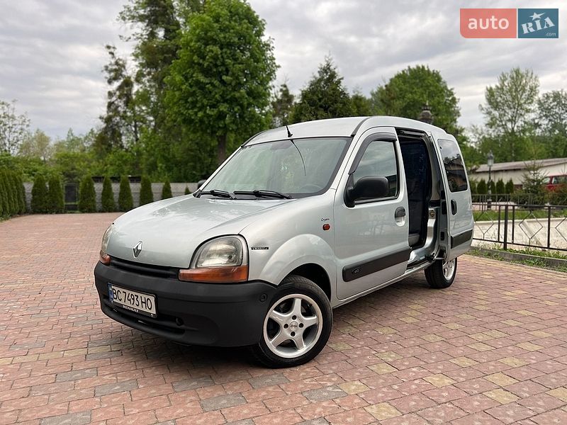 Минивэн Renault Kangoo 2002 в Жовкве