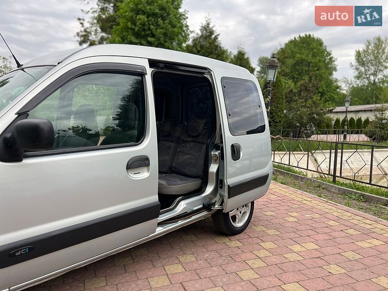 Минивэн Renault Kangoo 2002 в Жовкве