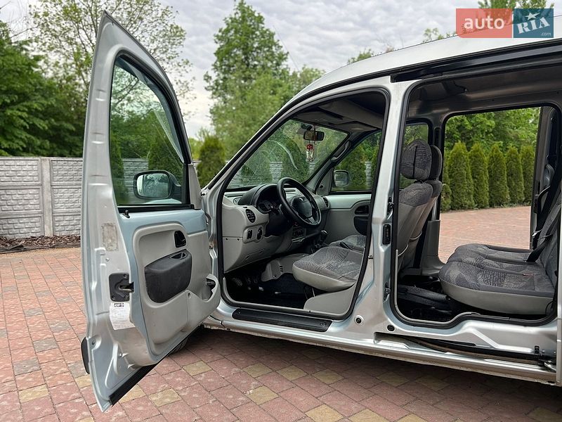Минивэн Renault Kangoo 2002 в Жовкве