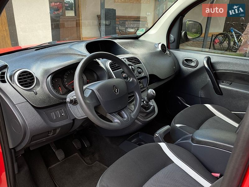 Минивэн Renault Kangoo 2014 в Дубно