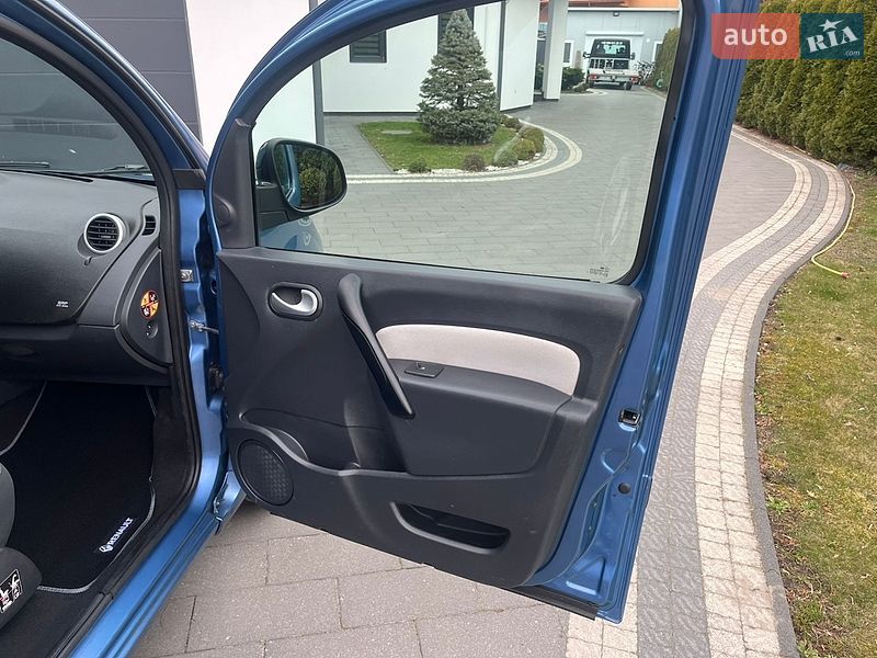 Мінівен Renault Kangoo 2015 в Стрию