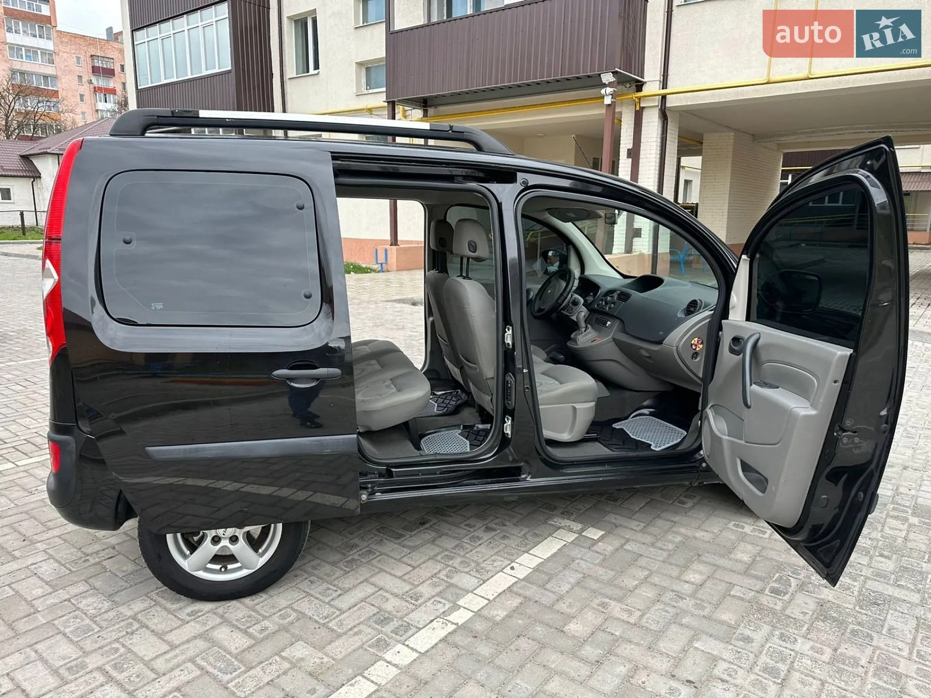 2010 Renault Kangoo - мініатюра 26