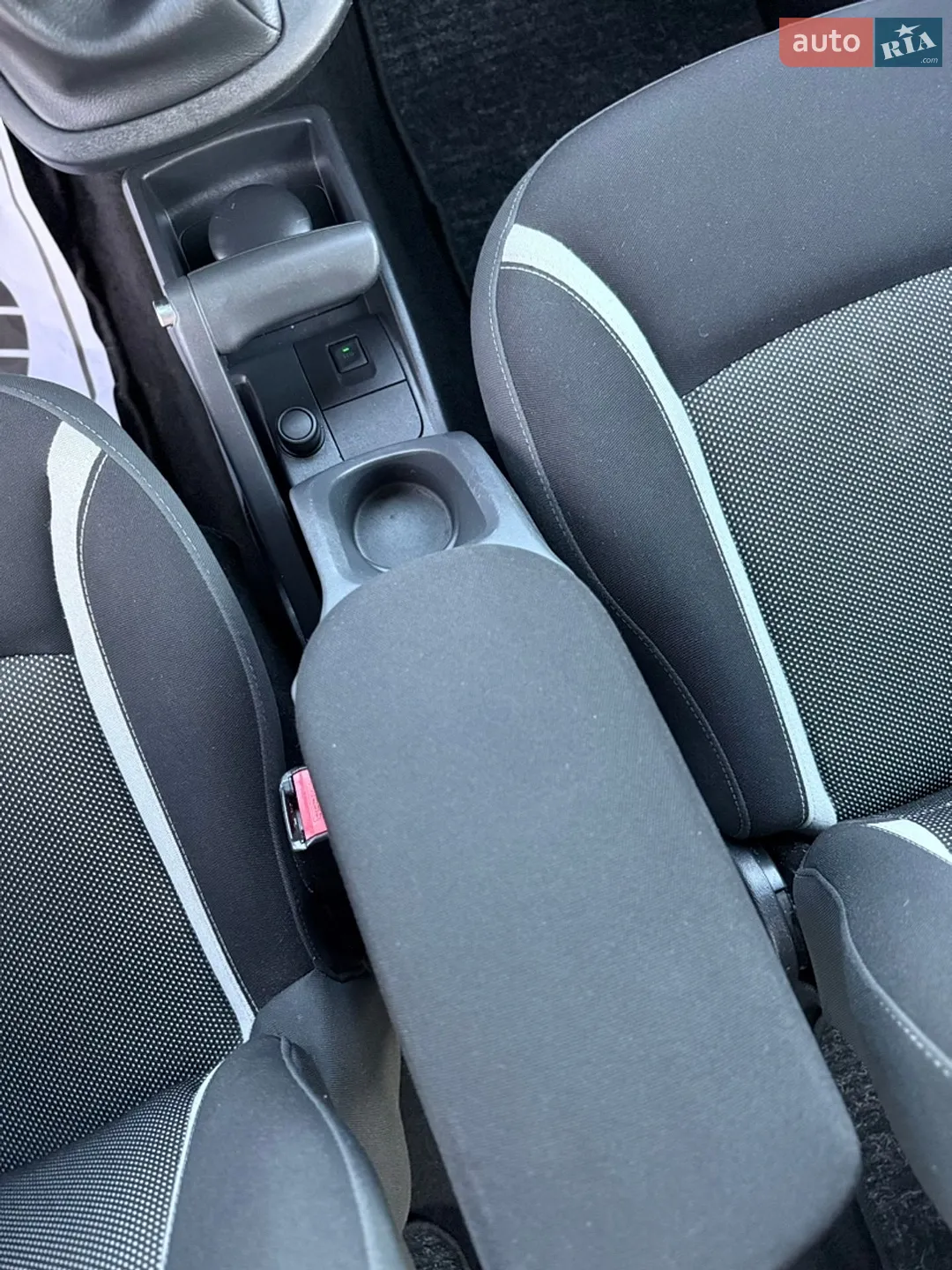 2013 Renault Kangoo - мініатюра 85