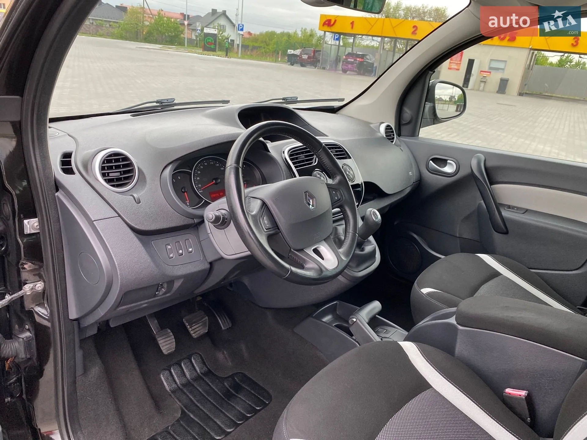2015 Renault Kangoo - мініатюра 53