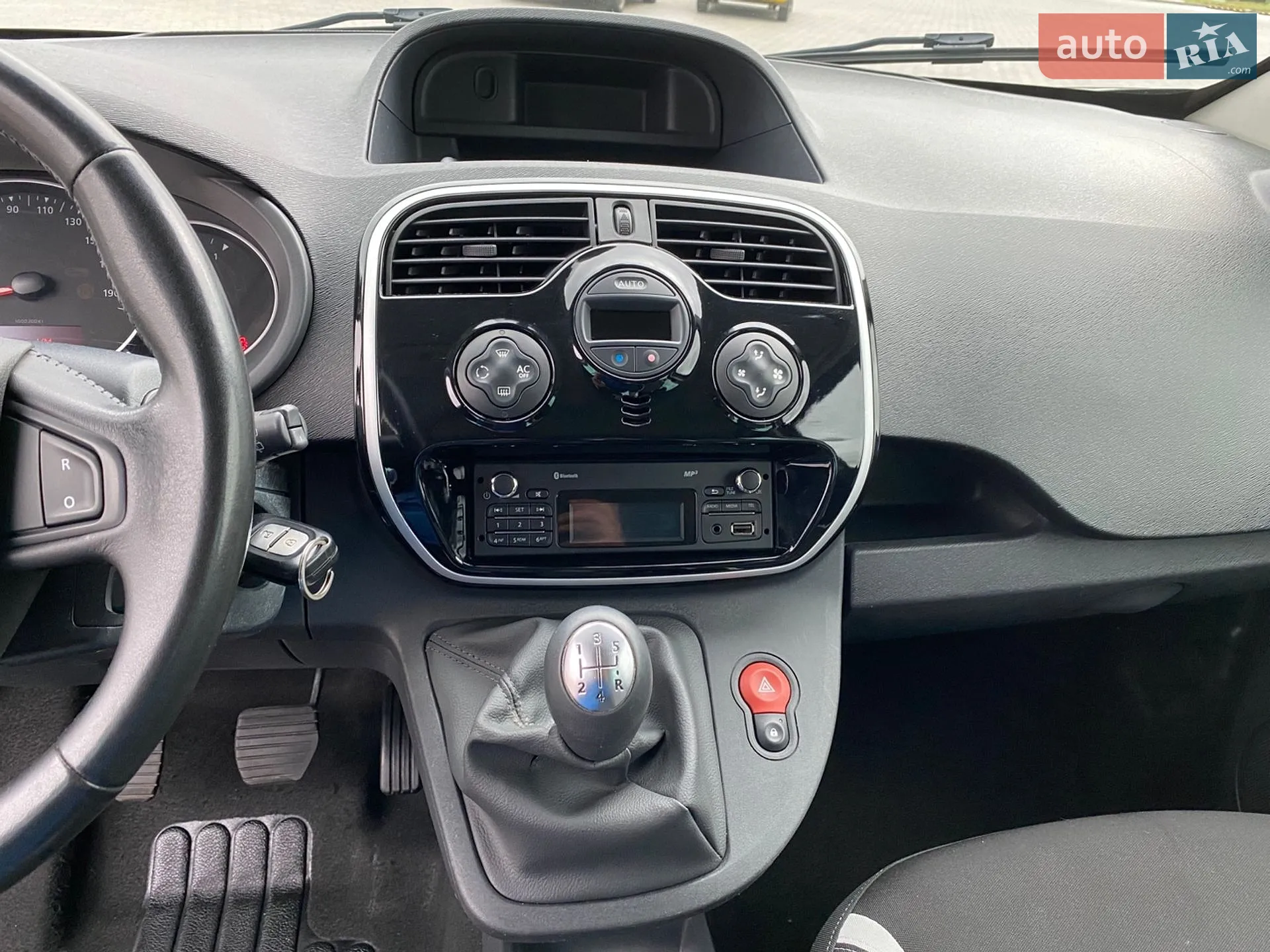 2015 Renault Kangoo - мініатюра 66