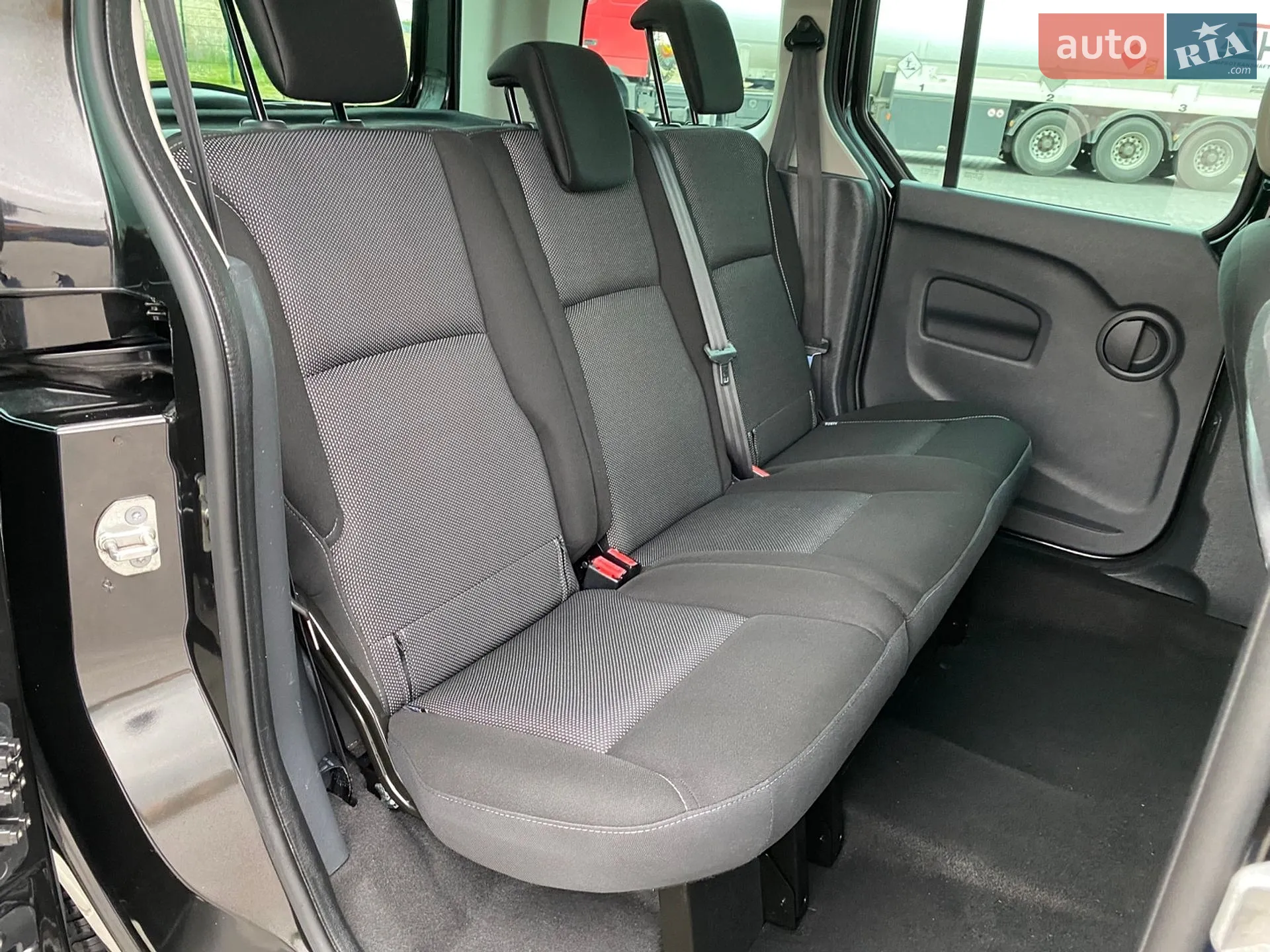 2015 Renault Kangoo - мініатюра 103
