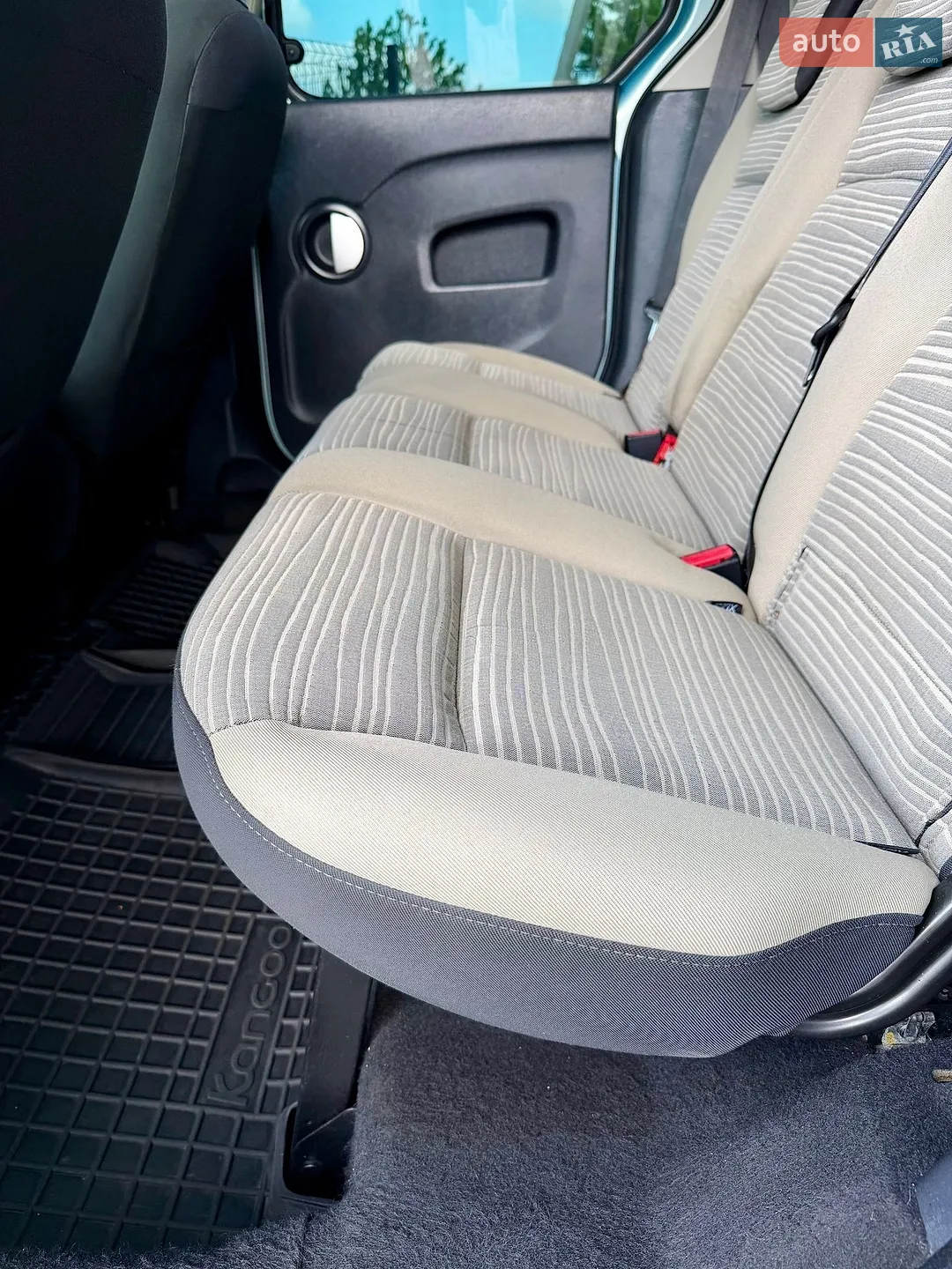 2012 Renault Kangoo - мініатюра 22
