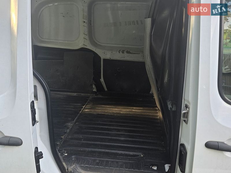 Грузовой фургон Renault Kangoo 2017 в Киеве