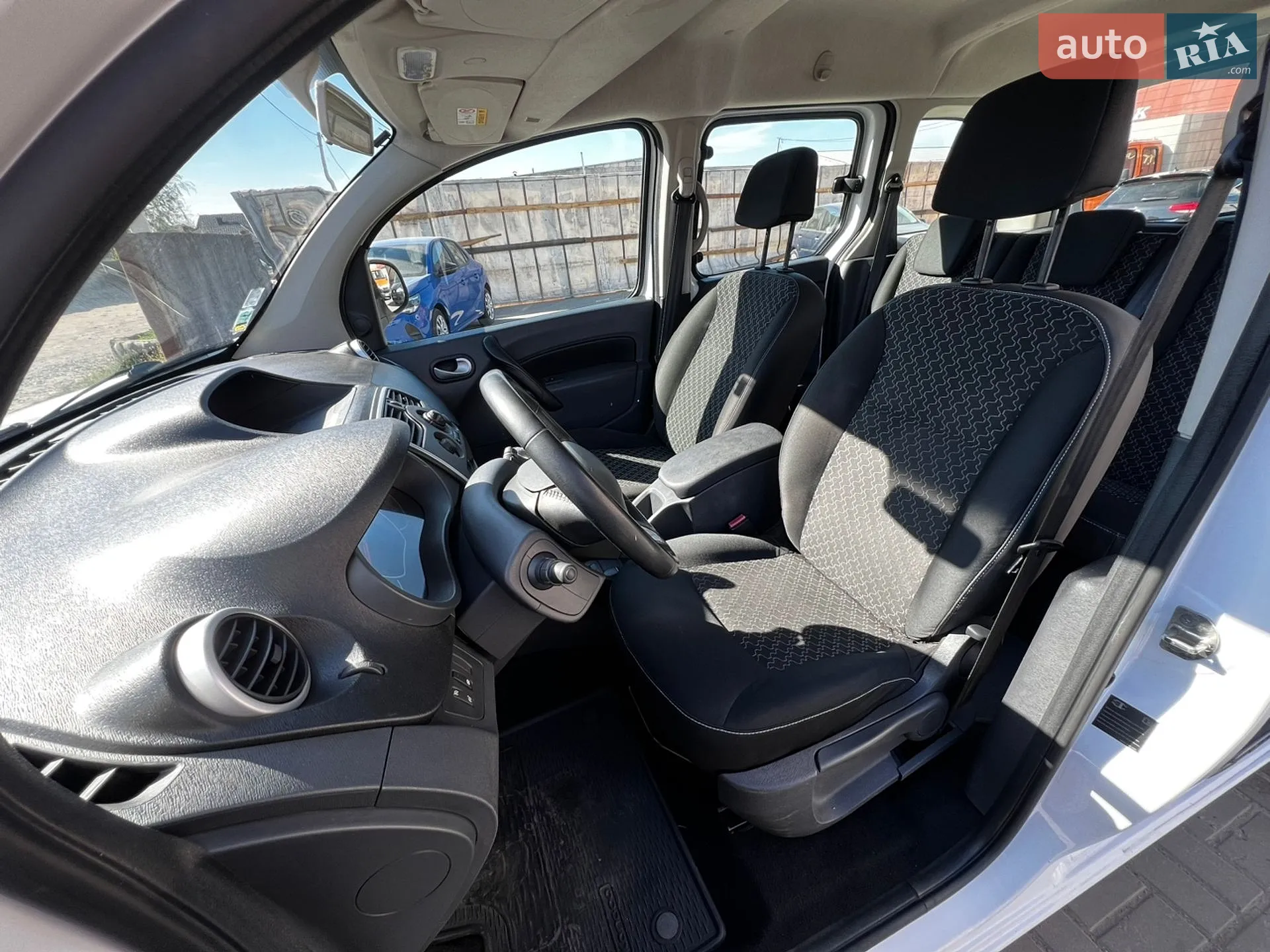 2014 Renault Kangoo - мініатюра 27