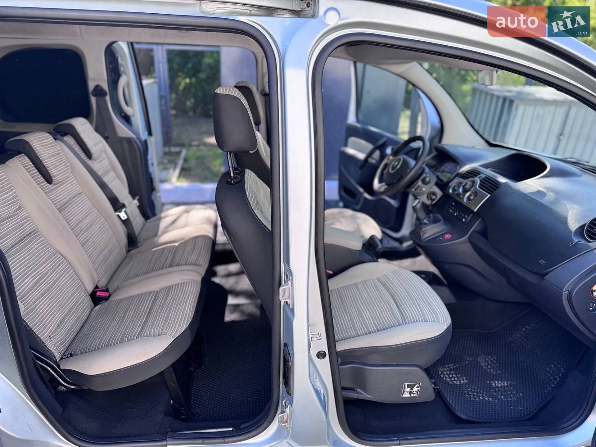 2011 Renault Kangoo - мініатюра 24