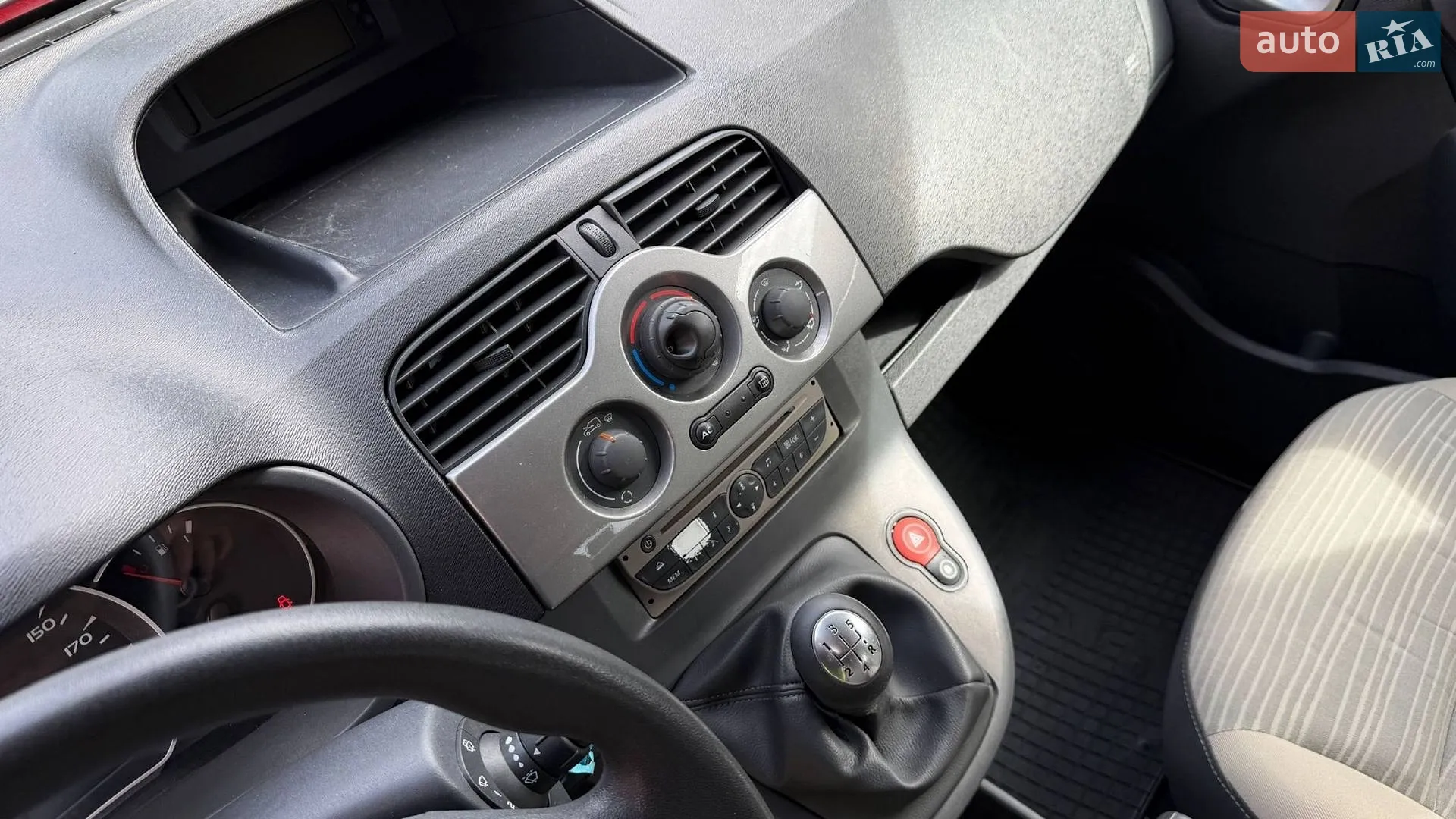 2012 Renault Kangoo - мініатюра 12