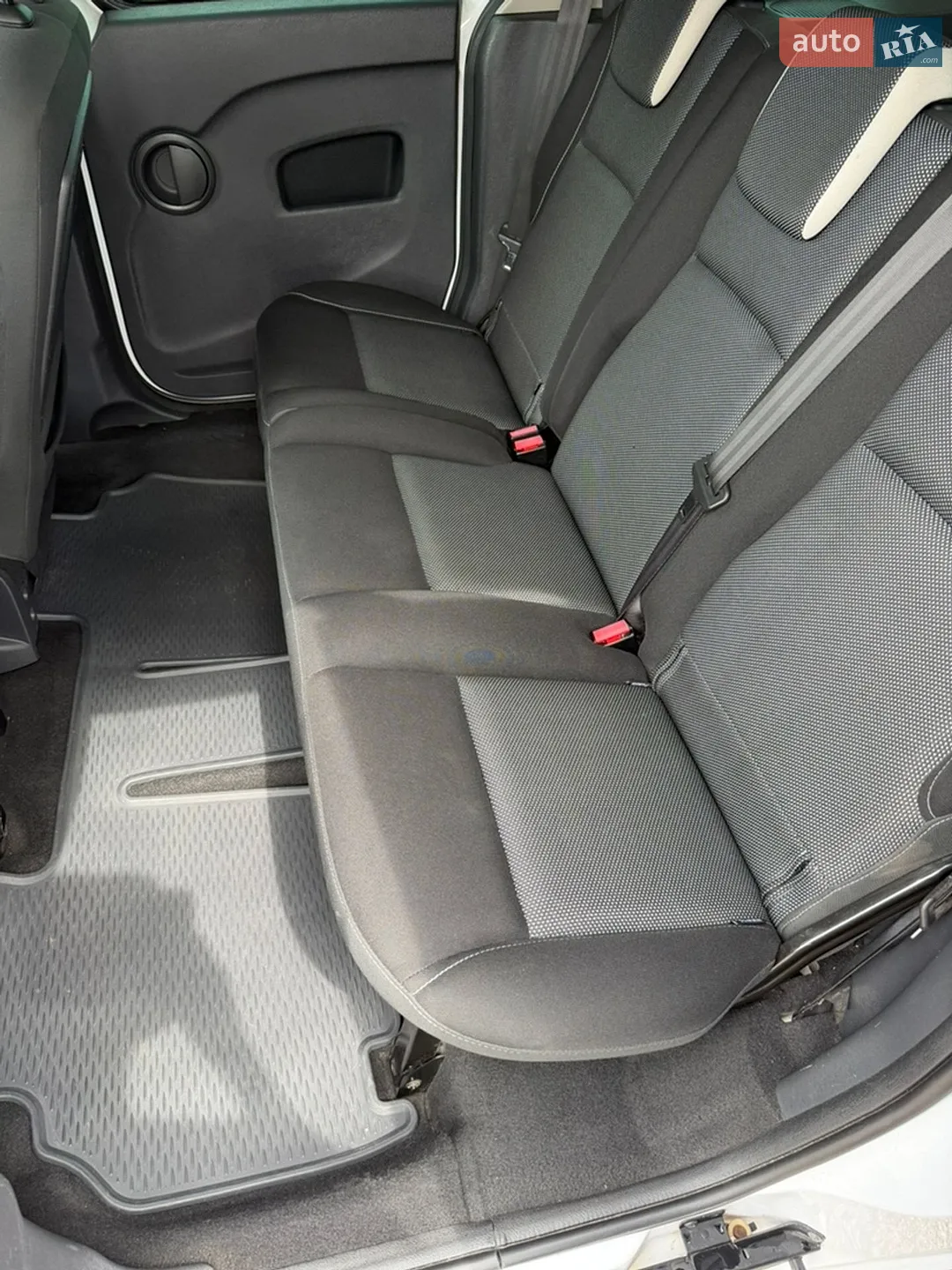 2013 Renault Kangoo - мініатюра 14