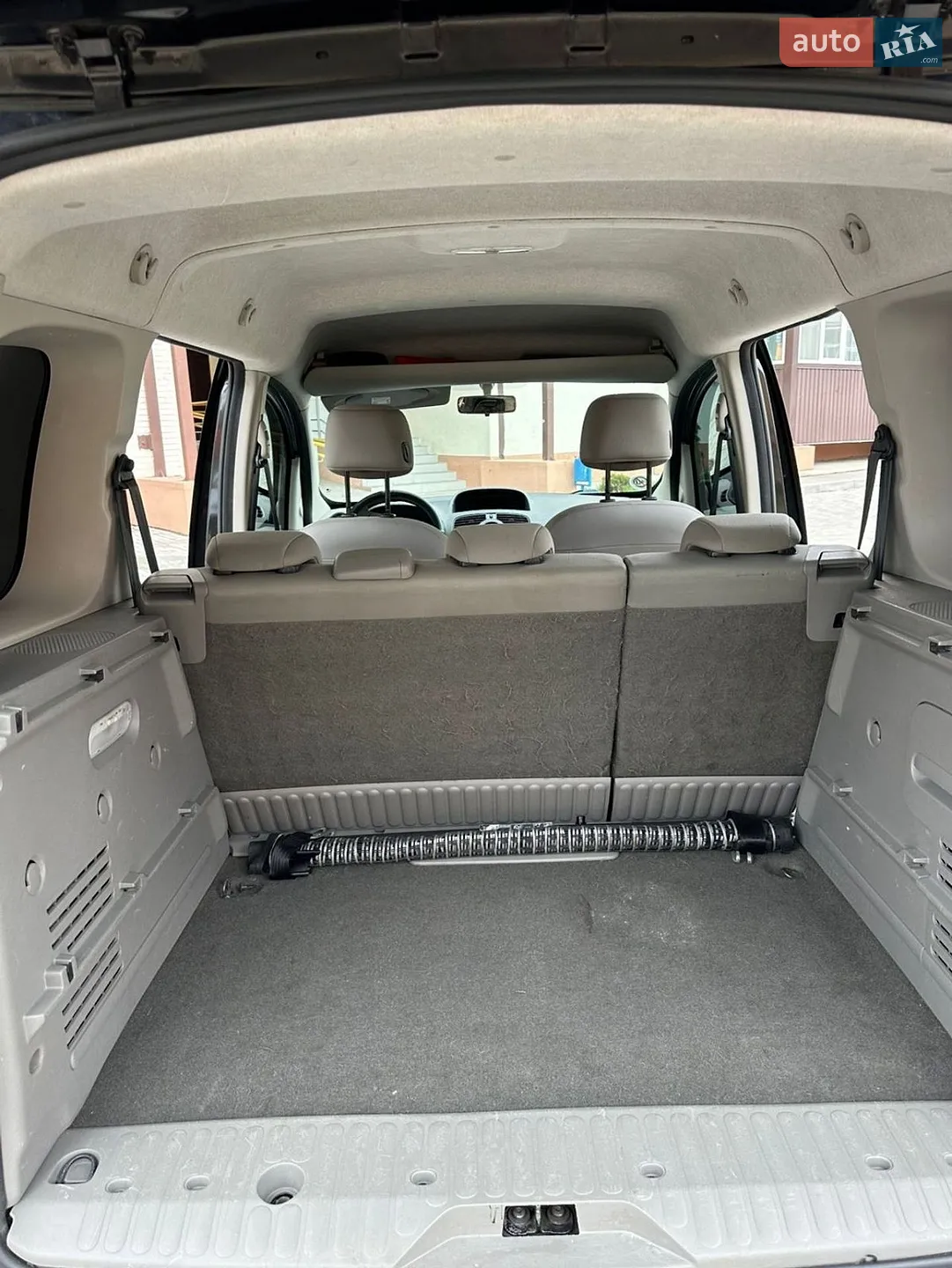 2010 Renault Kangoo - мініатюра 29