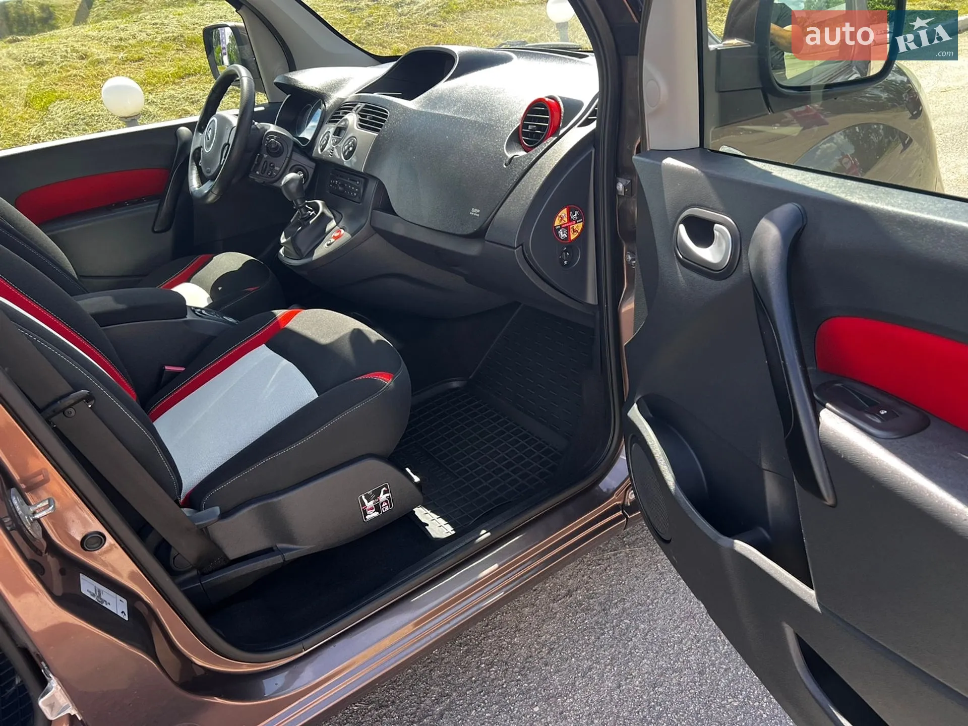 2012 Renault Kangoo - мініатюра 21