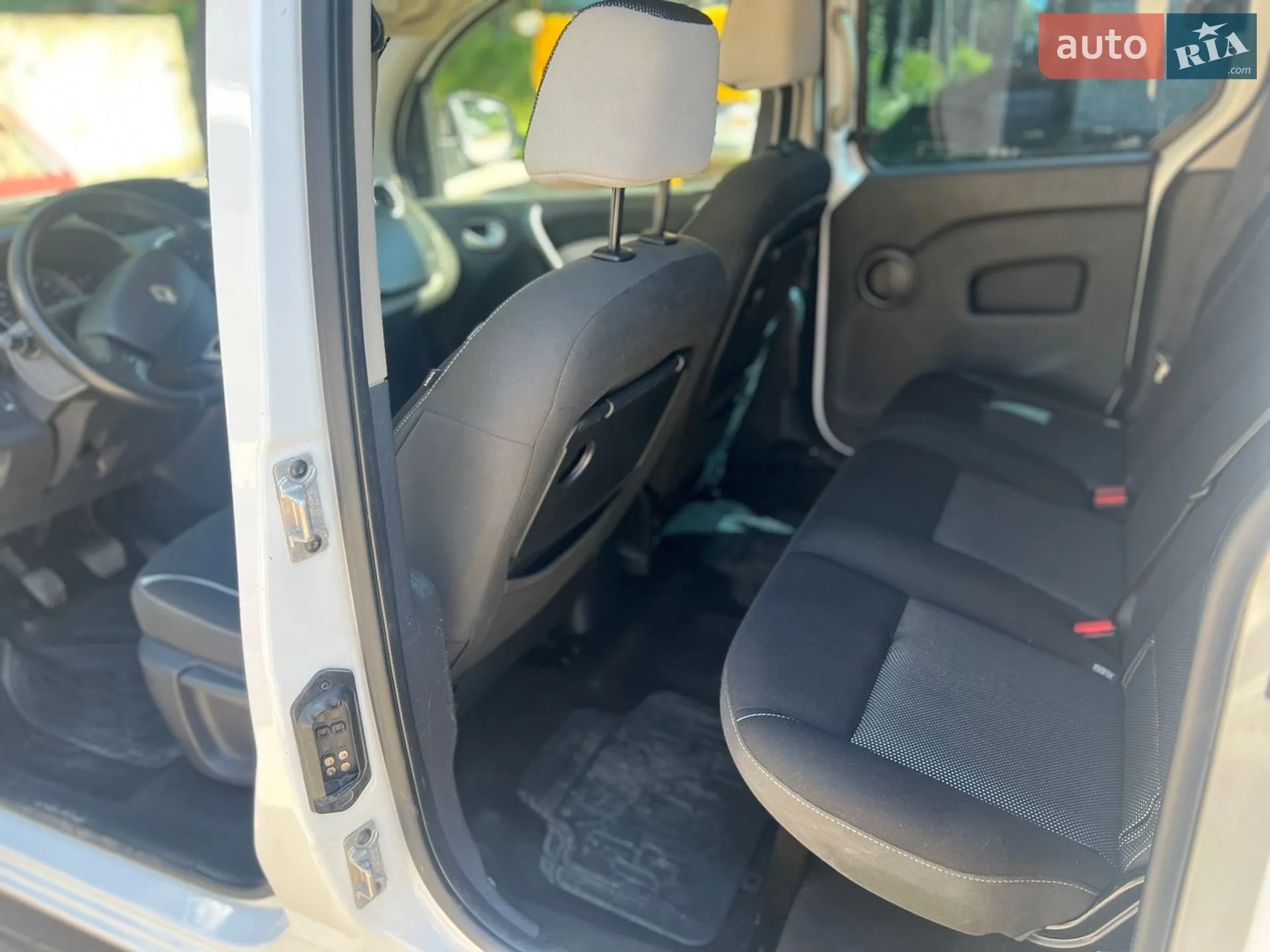 2013 Renault Kangoo - мініатюра 33