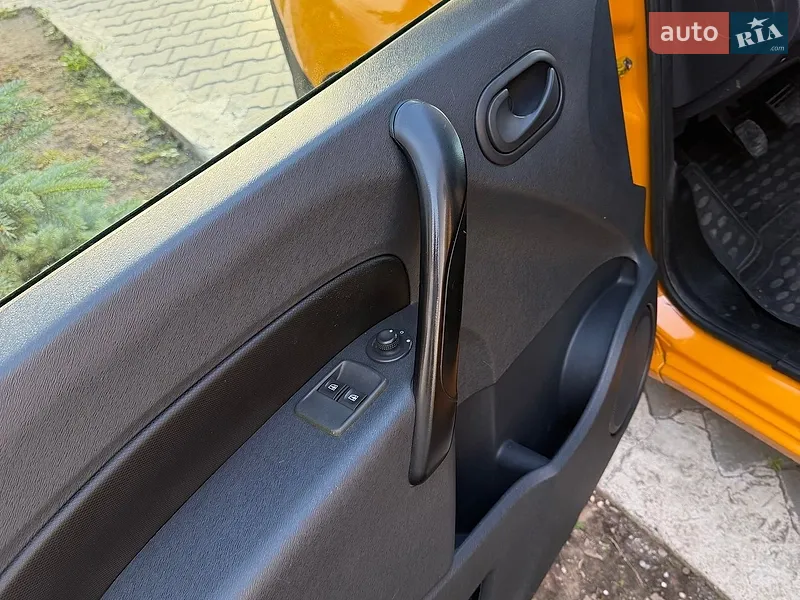 Renault Kangoo 2013 VIN VF1FW57B549550265 фото оголошення 10 з 40