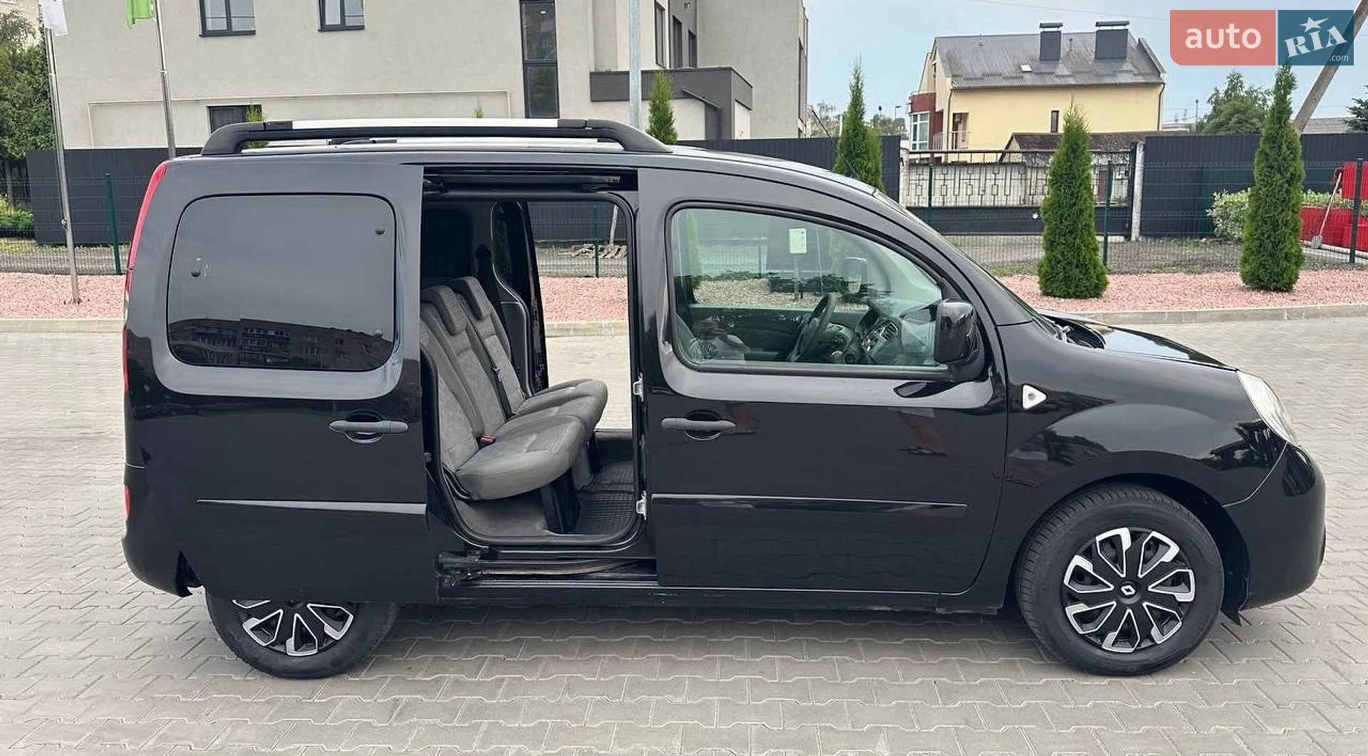 2010 Renault Kangoo - мініатюра 27