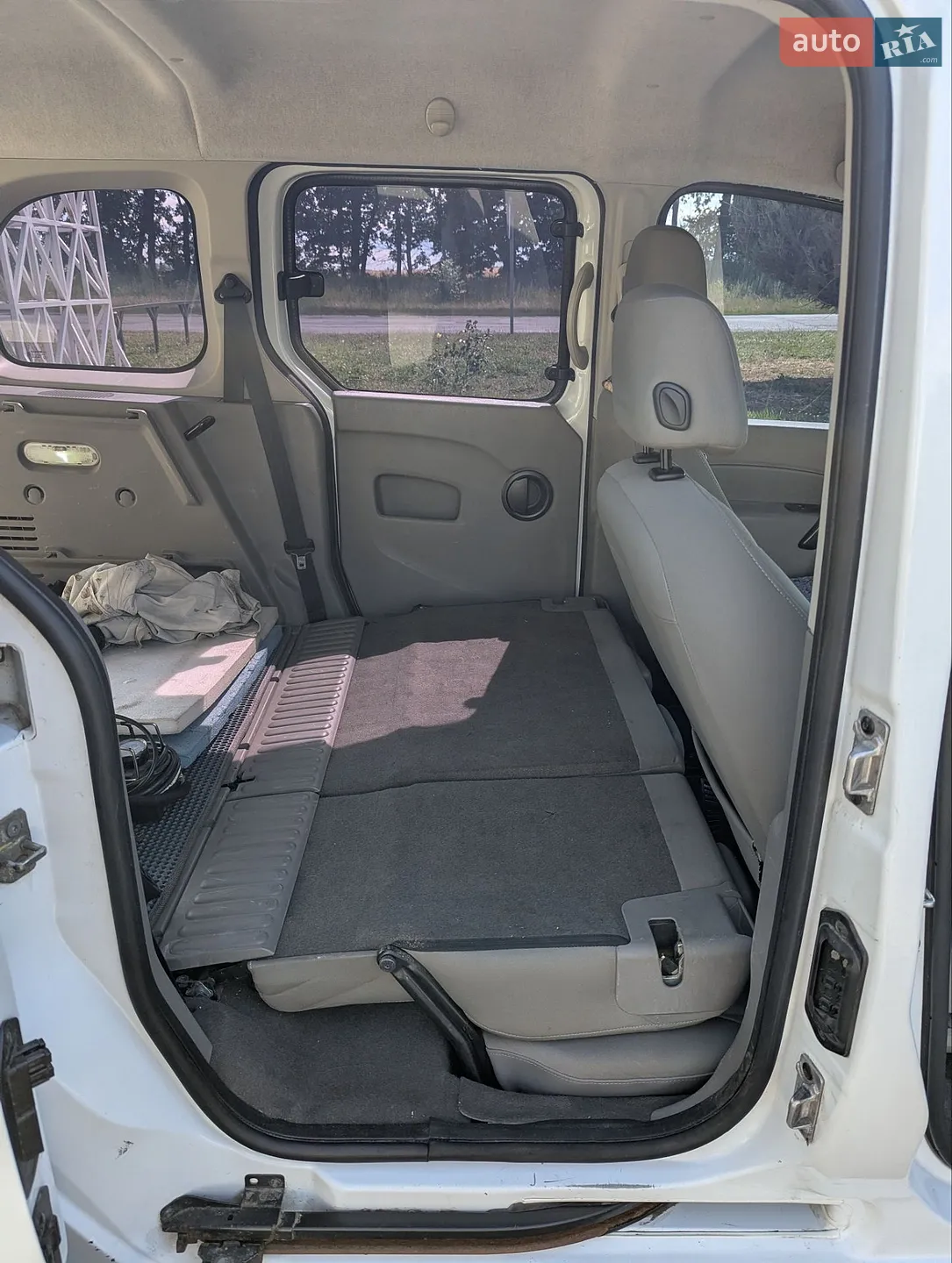 2010 Renault Kangoo - мініатюра 9
