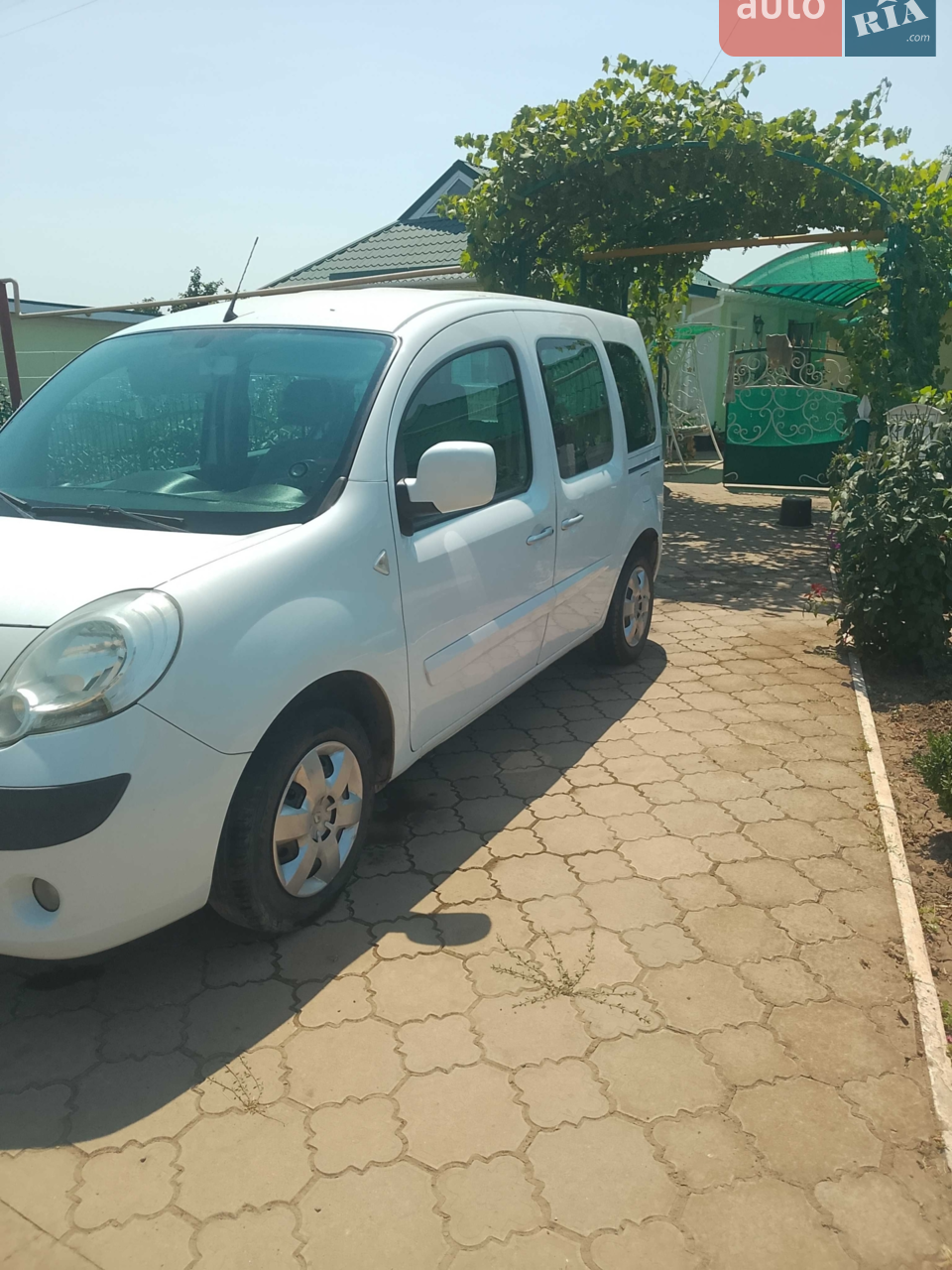 2010 Renault Kangoo - мініатюра 22