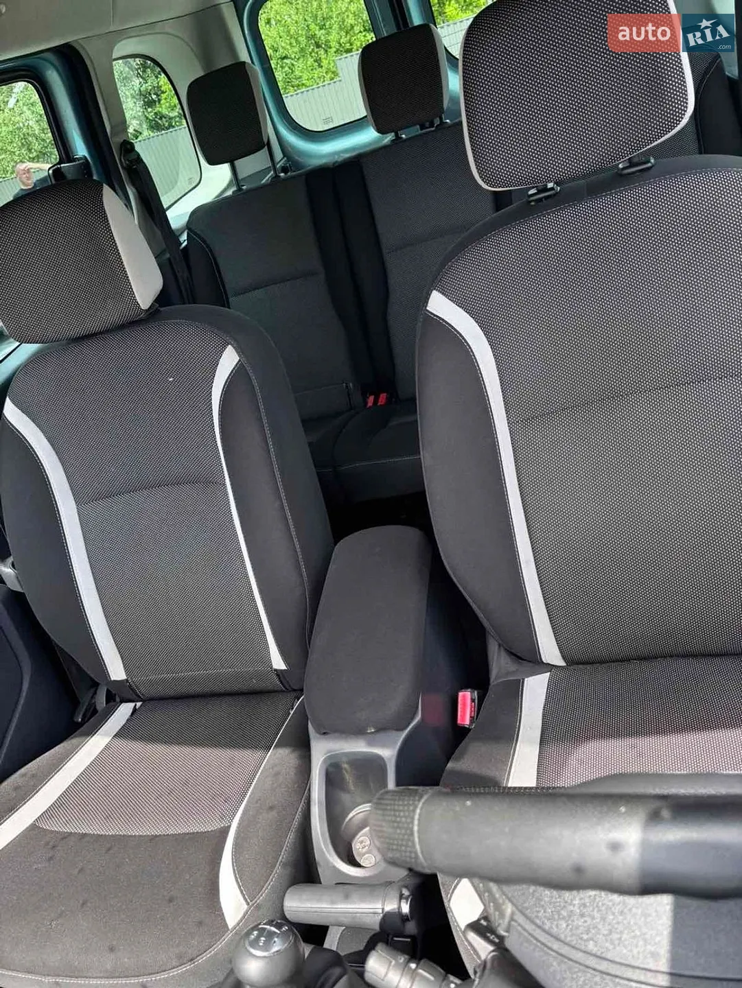 2012 Renault Kangoo - мініатюра 28