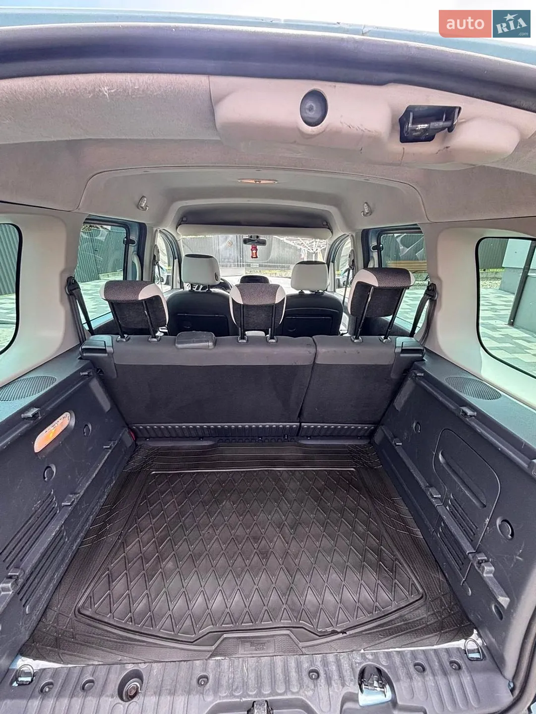 2012 Renault Kangoo - мініатюра 27