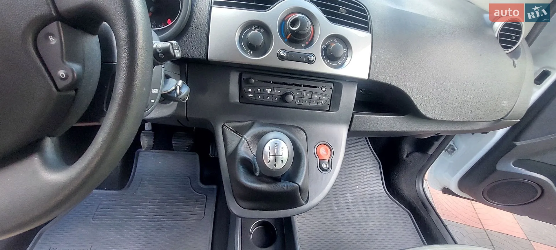 2012 Renault Kangoo - мініатюра 29