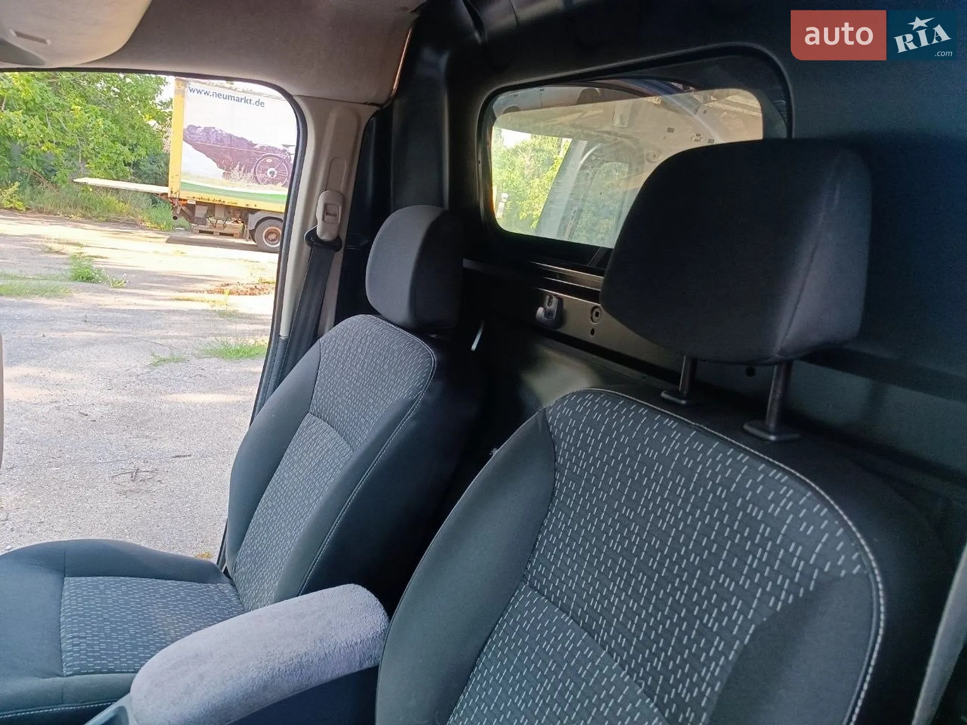 2015 Renault Kangoo - мініатюра 18