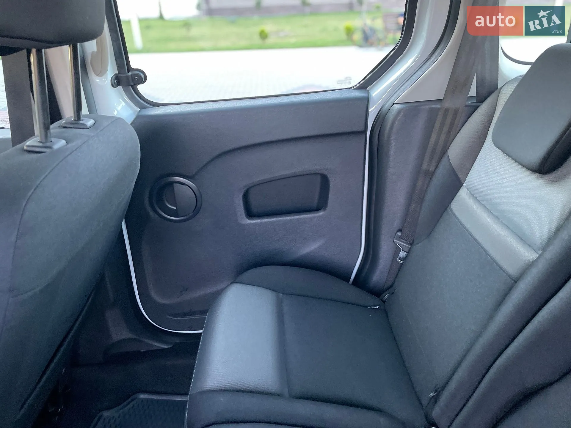 2020 Renault Kangoo - мініатюра 34