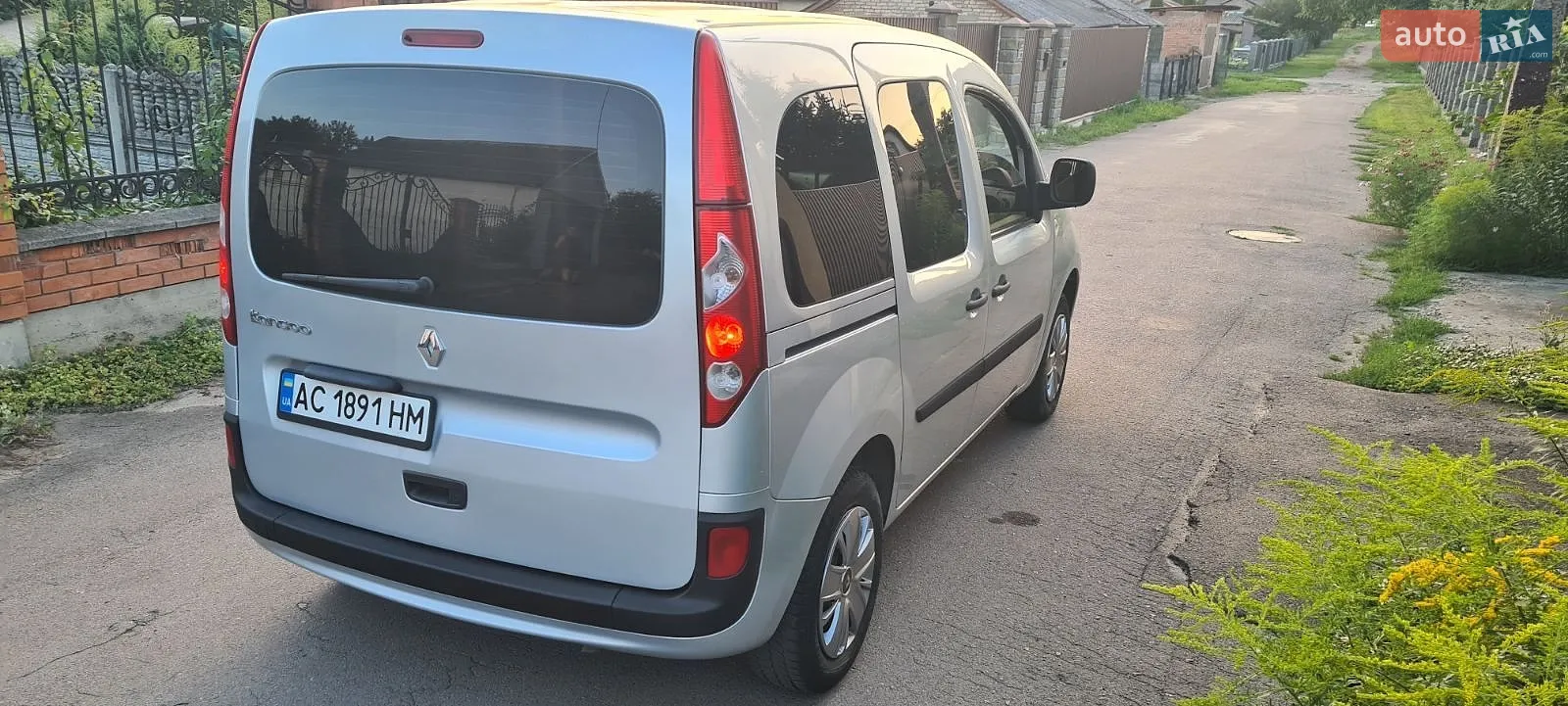 2011 Renault Kangoo - мініатюра 29